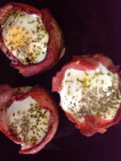 A picture of BREAKFAST CUPCAKE.