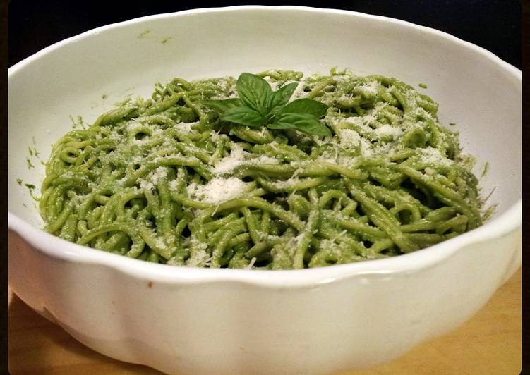 Recipe of Homemade AMIEs Green Spaghetti