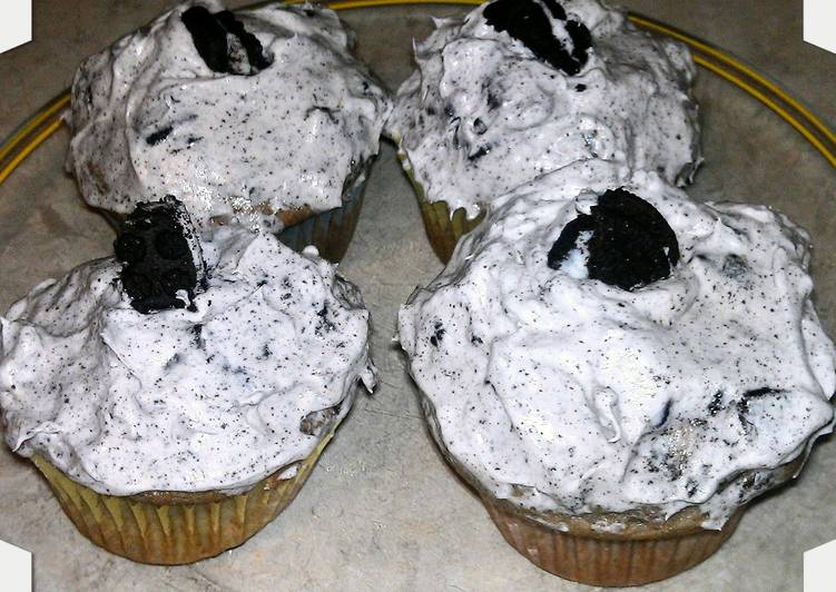 Recipe of Homemade Oreo lovers cupcakes