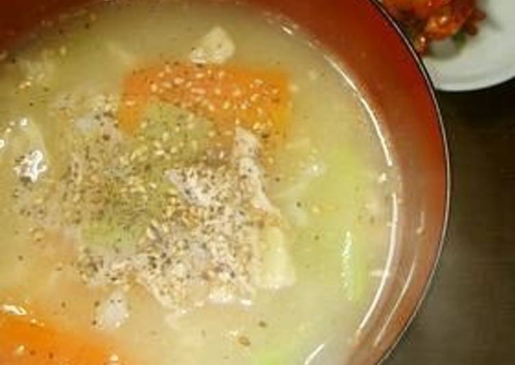 Korean Dak Gomtang Gukbap For the Cold Winter