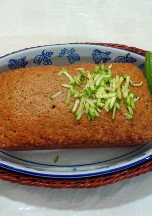 A picture of best zucchini bread.