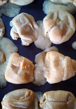 A picture of Cheesecake Puffs.