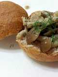 LG MINI MUSHROOM BURGER ( VEGAN )