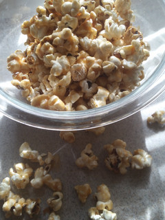 A picture of Easy caramel corn.
