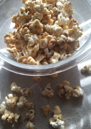 A picture of Easy caramel corn.