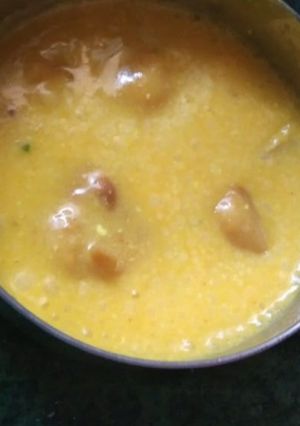 A picture of Kadhi.