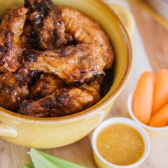 A picture of Drunken Chicken Wings.