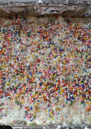 A picture of Easy Krispy fudge.