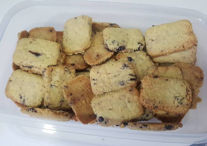 Oatmeal cookies (biskuit oat dan blueberry kering)