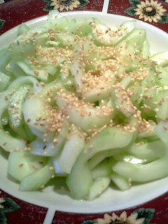 A picture of Marinated Cucumers.