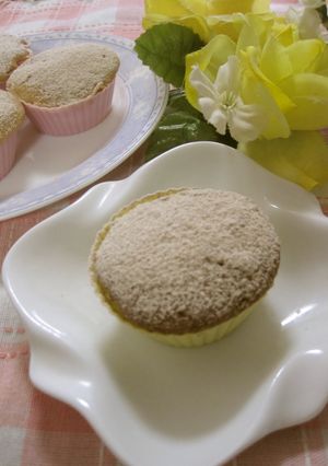 A picture of Toasted Barley Flour (or Soybean Flour) Steamed Bread, Made in the Microwave.