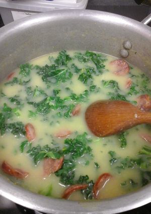 A picture of Caldo verde.