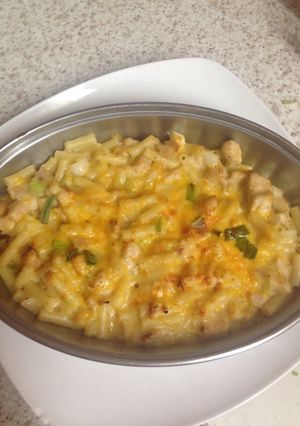 A picture of My Macaroni Chicken and Cheese Bake 💛.