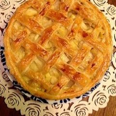 A picture of Crispy Apple Pie!.