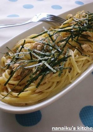 A picture of Doubled Dashi Stock Punch Makes it Tasty: Tuna, Mayonnaise, and Soy Sauce Pasta.