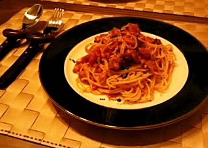 Easy and Authentic Pasta in Tuna Tomato Sauce Recipe