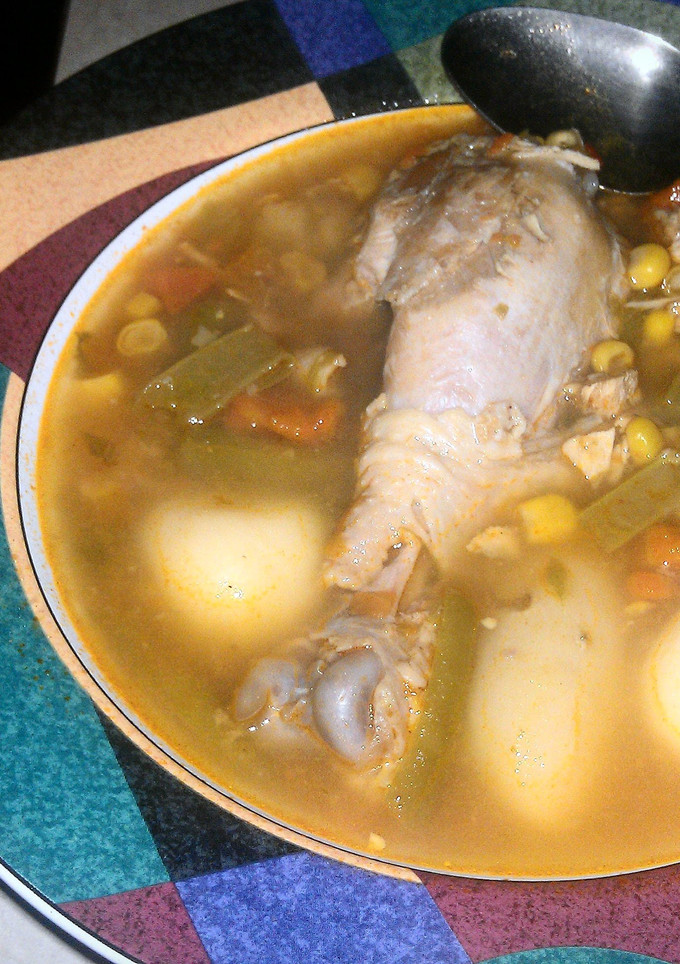 A picture of CHICKEN SOUP WITH SPINACH.
