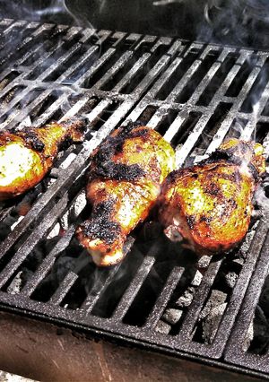 A picture of Jamaican jerk chicken wings.