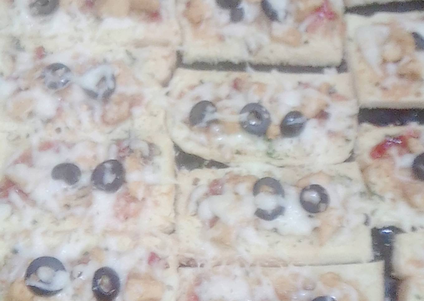 Bread mini pizza bites