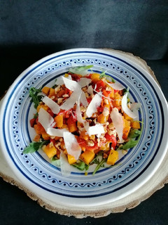 Una foto de Ensalada de calabaza asada