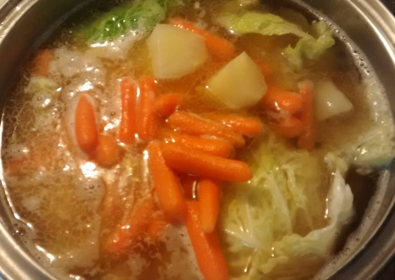 Traditional tsp bacon և cabbage