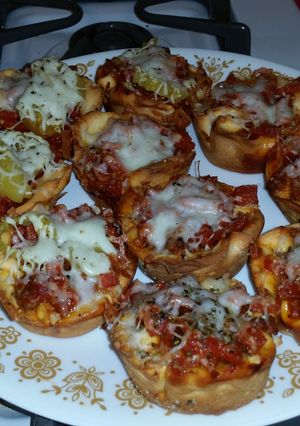 A picture of Pizza Cups.