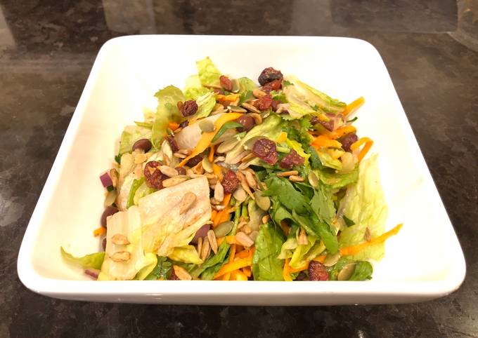 Recipe of Homemade Healthy Lettuce Salad with Homemade Dressing