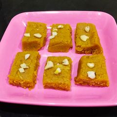 A picture of Besan Burfi.