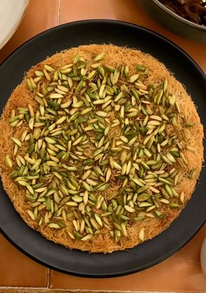 A picture of Knafeh.
