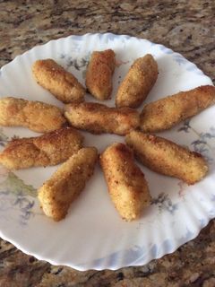 Una foto de Croquetas de gambas y rape