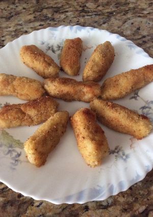 Una foto de Croquetas de gambas y rape