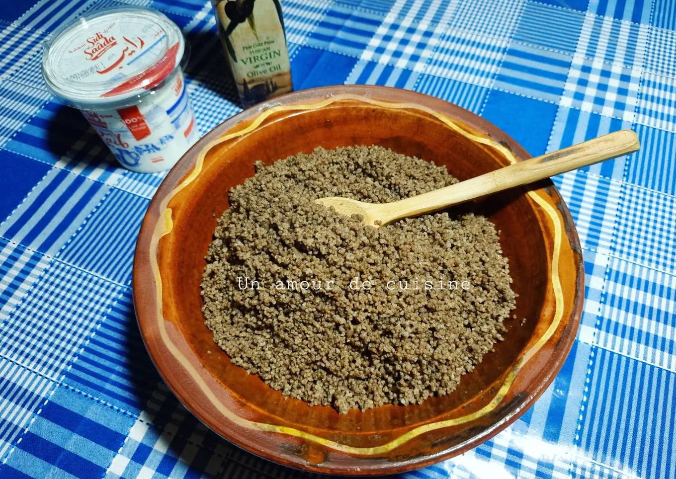 Couscous noir ou couscous de blé fermenté au lait caillé 🥣