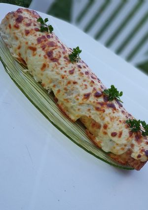 Une photo de Rouleau de pomme de terre garni de viande