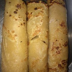 A picture of Pancakes without baking soda.