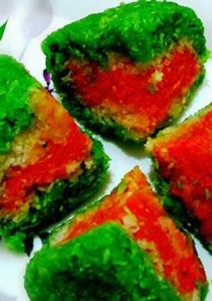 A picture of Tri Colour Coconut Ladoo.