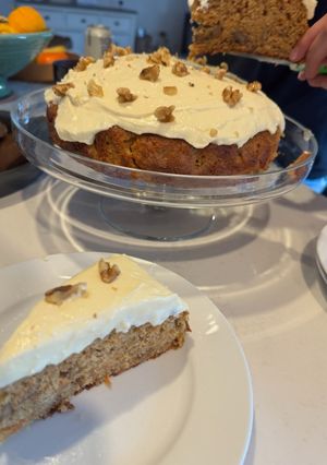 A picture of Gluten-Free Carrot Cake🥕🎂.
