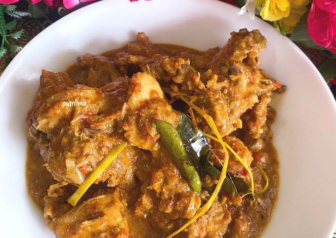 Ayam bumbu rujak