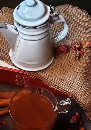A picture of Pomegranate tea.