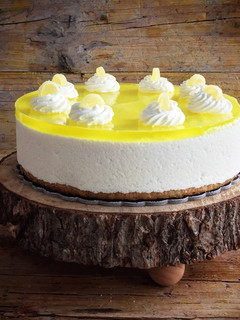 Una foto de Tarta mousse de Chocolate Blanco y Limón