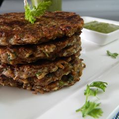 A picture of Raw Banana and Cottage Cheese Fritters.