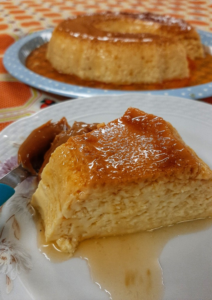 Una foto de Flan casero como me gusta a mí 🍮