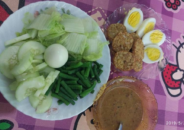 Pecel Sayur Seadanya