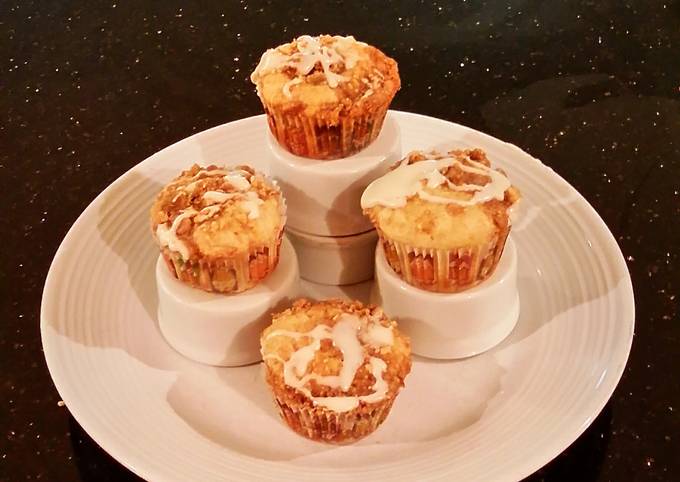 Recipe of Perfect Apple Strusel Coffee Cake Muffins