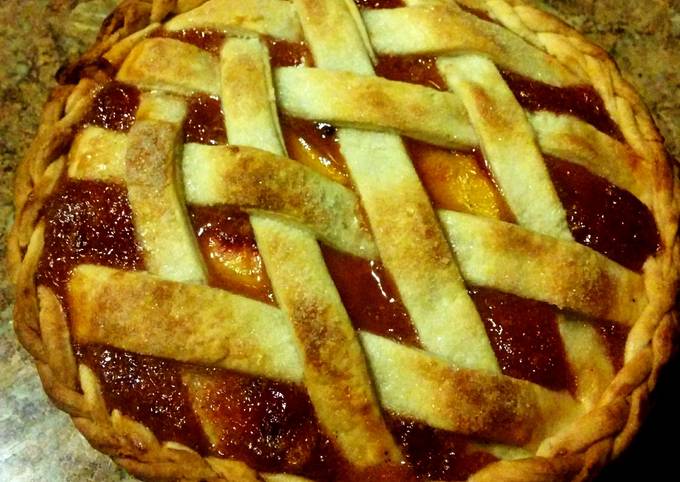 Perfect peach pie