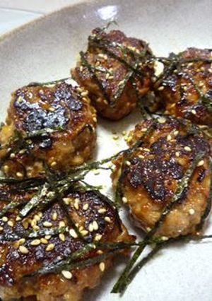 A picture of No-Mess Korean-style Mini Burgers.