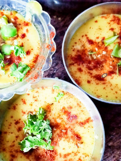 हेल्दी तड़का मूंग दाल (Healthy Tadka moong dal recipe in Hindi) रेसिपी मुख्य फोटो