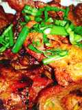 หมูแดง เฮงเฮงเฮง