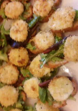A picture of Goat cheese crisps.