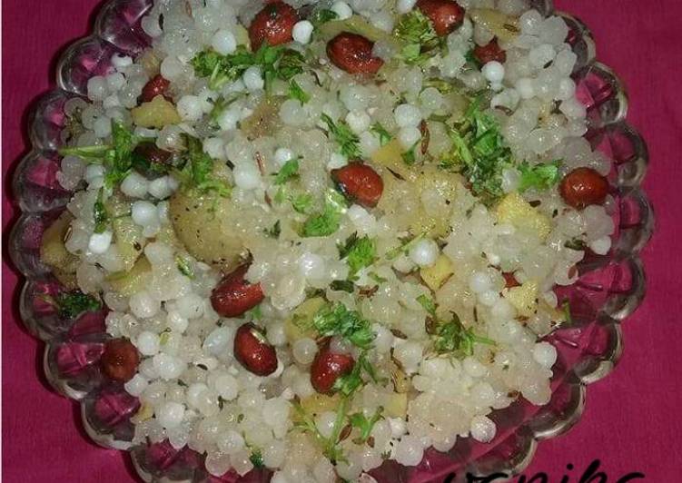 Steps to Make Perfect Ratalu sabudana khichdi