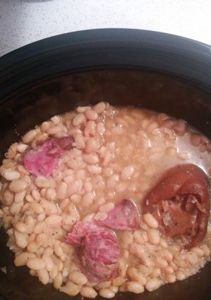 A picture of Crock Pot Great Northern Beans.